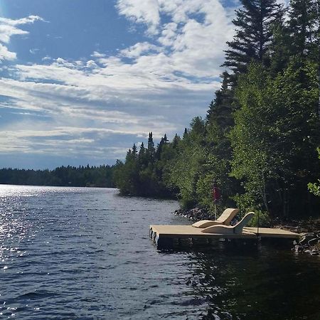 Résidence touristique Lodge des Bois Saint-Félix-d'Otis Esterno foto