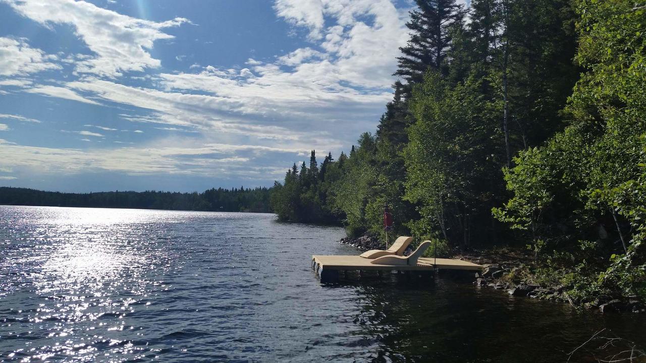 Résidence touristique Lodge des Bois Saint-Félix-d'Otis Esterno foto